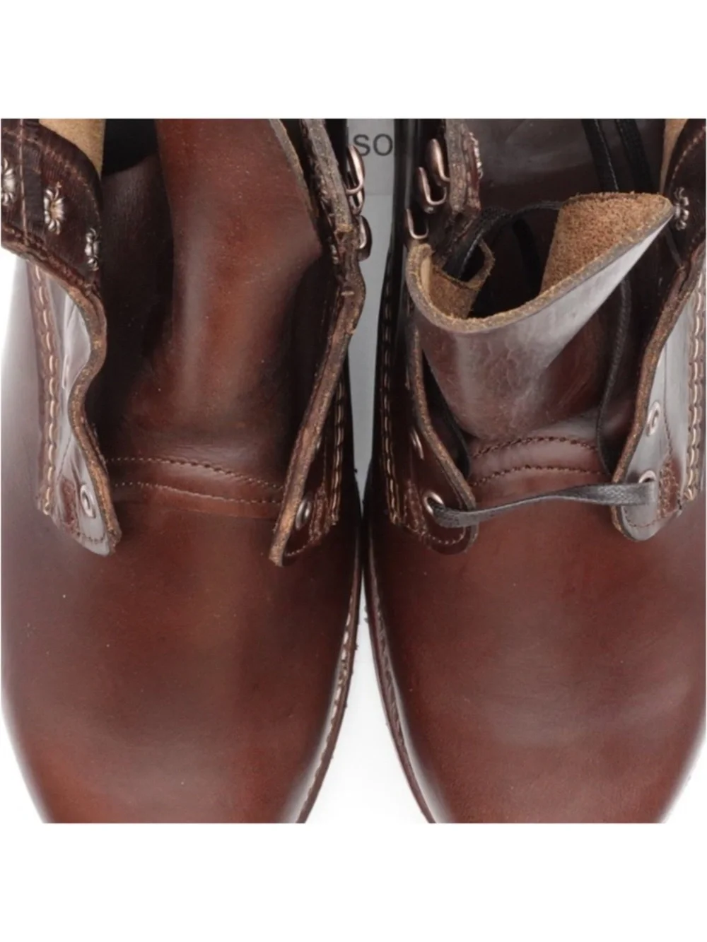Men's Wolverine 1000 Mile Plain Toe Boots Vibram W990072 - Missing Lace